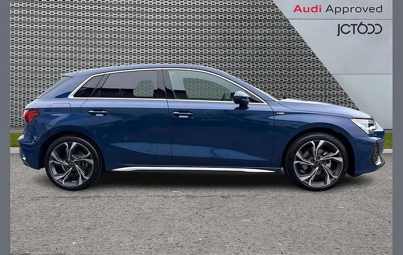 Used Audi A3 S-Line 147 HP (108 kW) 2026 Blue Hatchback