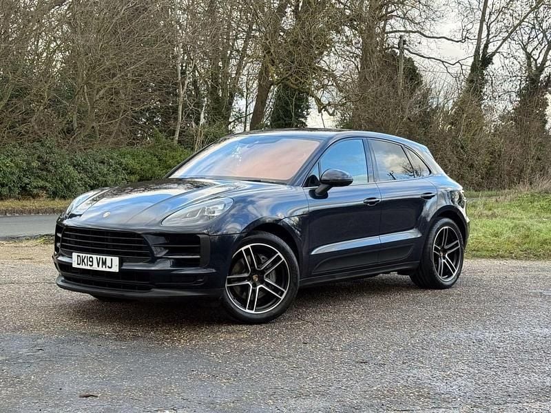 Blue Used 2019 Porsche Macan SUV | £29,948 (Super price) - Image 1/4