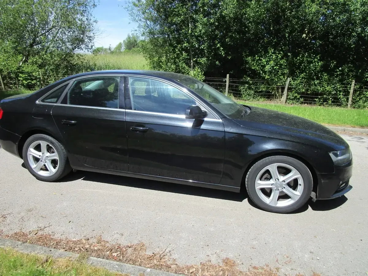 Used Audi A4 163 HP (119 kW) 2015 Black Sedan
