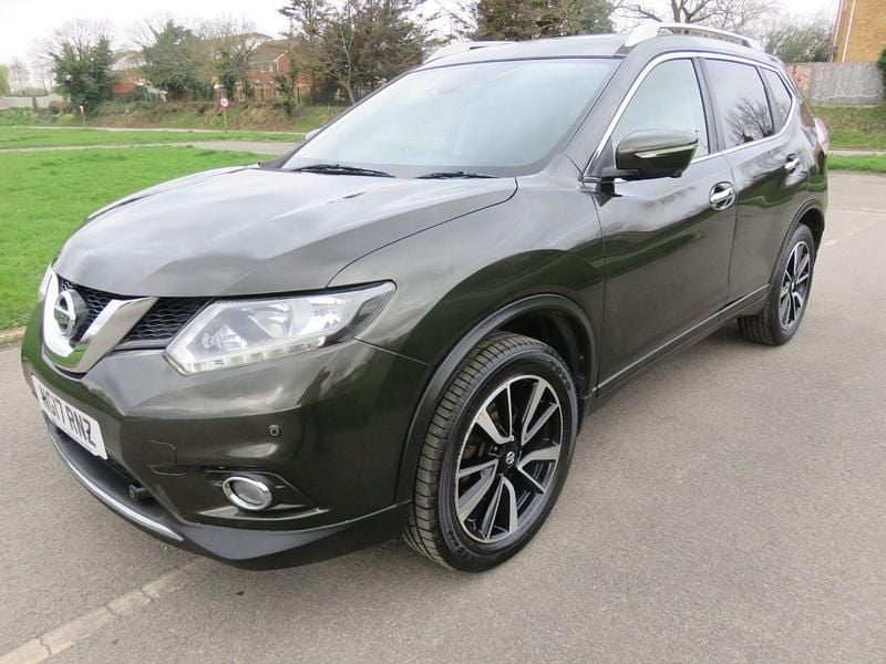Used Nissan X-Trail N-TEC 130 HP (95 kW) 2017 Green SUV