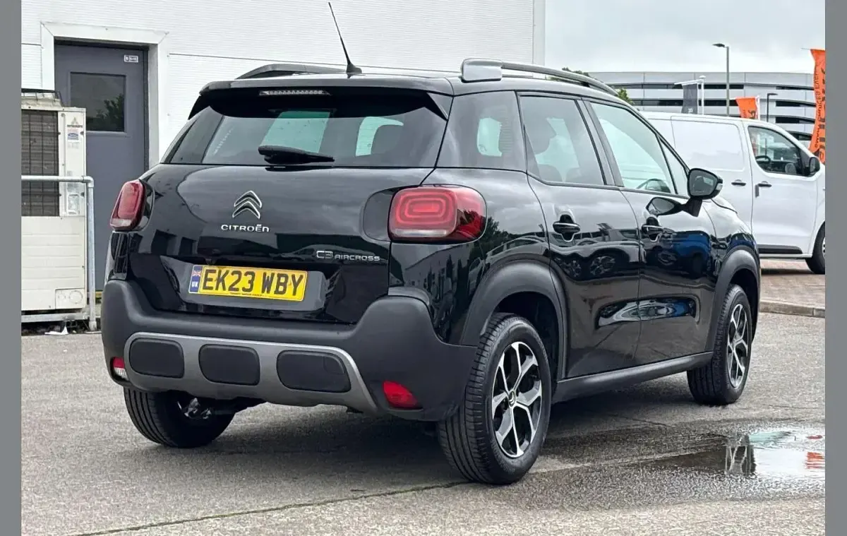 Used Citroën C3 Aircross PureTech 128 HP (94 kW) 2023 Black SUV
