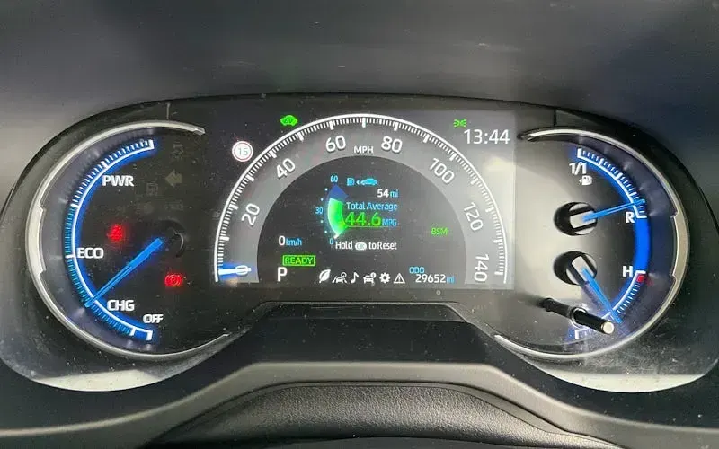 Used Toyota RAV4 Hybrid 222 HP (163 kW) 2022 Other SUV