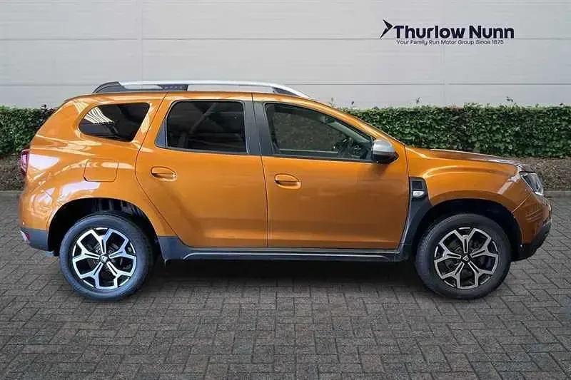 Second-hand Dacia Duster Prestige 115 CP (84 kW) 2018 Portocaliu SUV
