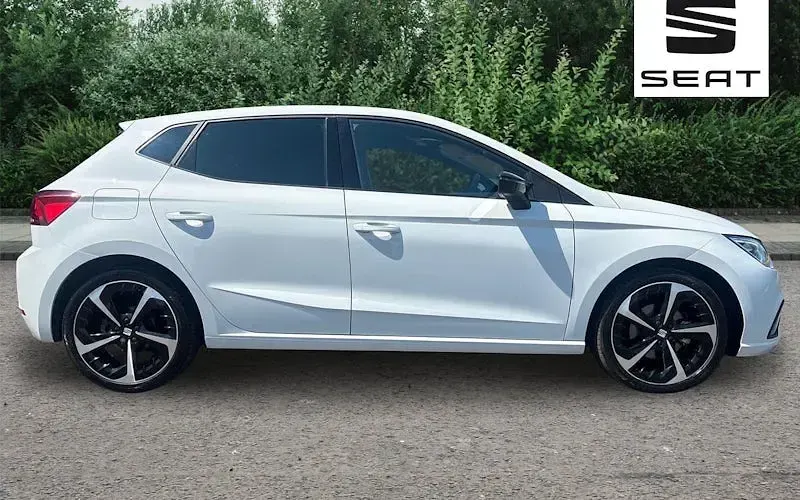 Used Seat Ibiza FR Sport 116 HP (85 kW) 2025 Hatchback
