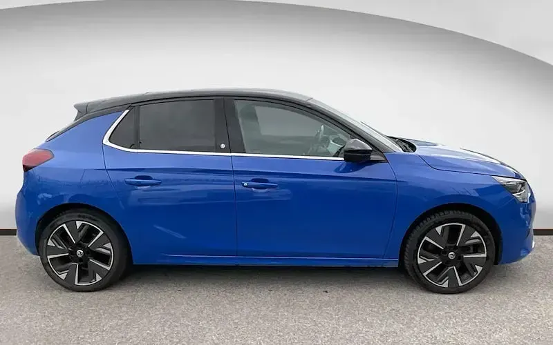 Used Vauxhall Corsa-e Elite 100 kW (136 HP) 2020 Hatchback