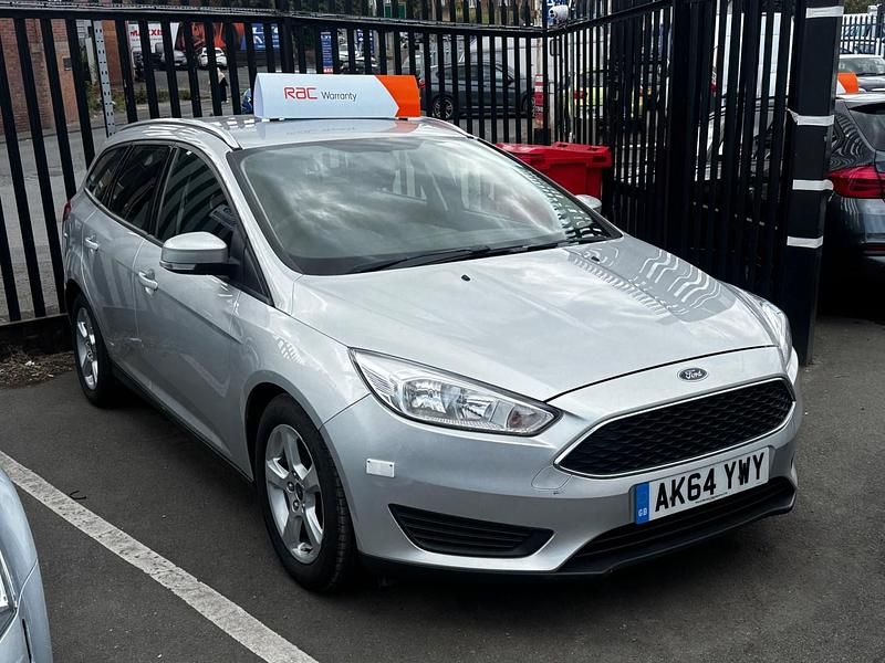 Silver Used 2015 Ford Focus Style Estate | £2,995 (Fair price) - Image 1/4