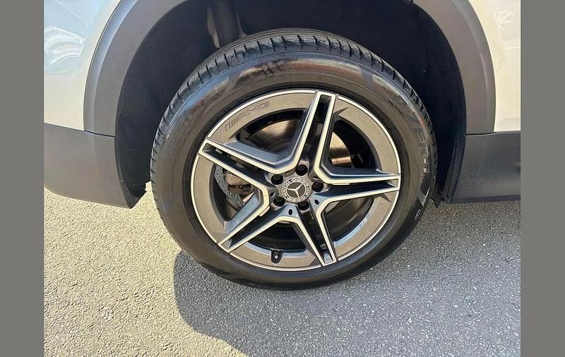 Used Mercedes GLB200 Executive 150 HP (110 kW) 2025 Silver SUV