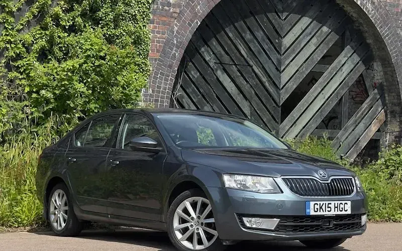 Used Skoda Octavia Elegance 105 HP (77 kW) 2015 Estate