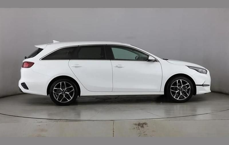 Used Kia Ceed Sportswagon 138 HP (101 kW) 2025 White Estate