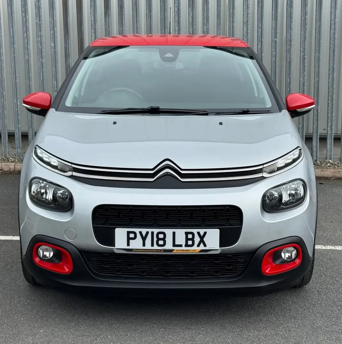 Used Citroën C3 Flair 108 HP (79 kW) 2018 Silver Hatchback