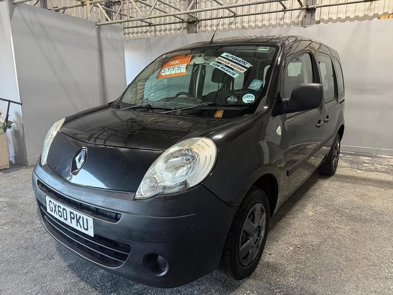 Used Renault Kangoo Extreme 105 HP (77 kW) 2010 Black MPV
