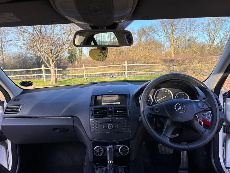Used Mercedes C180 SE 156 HP (114 kW) 2008 Silver Sedan