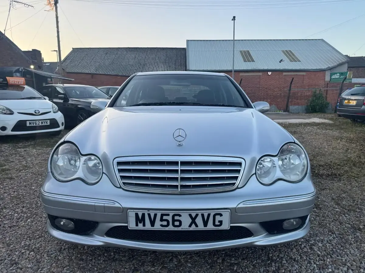 Used Mercedes C200 2006 Silver Sedan