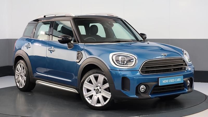 Blue Used 2022 Mini Cooper Countryman Exclusive SUV | £24,000 (Fair price) - Image 1/4