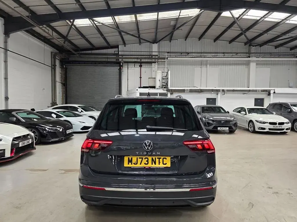 Used VW Tiguan S 150 HP (110 kW) 2023 Grey SUV