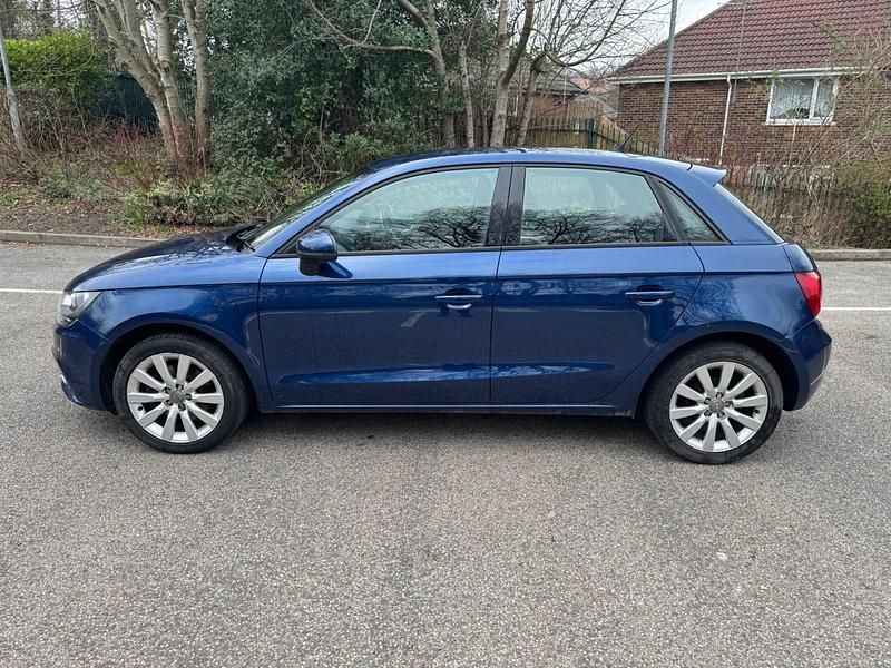 Begagnad Audi A1 Sport 2013 Blå Halvkombi