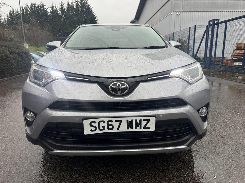Used Toyota RAV4 Business Edition 143 HP (105 kW) 2017 Silver Estate