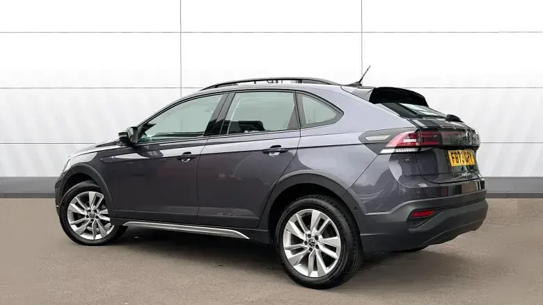 Usado VW Taigo Life 95 CV (69 kW) 2023 Gris SUV