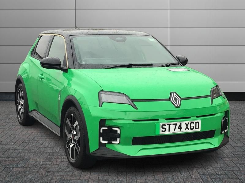 Twotone metallic pop green with black roof + re Used 2025 Renault R5 Komfort Hatchback | £24,495 (A bit pricey) - Image 1/1