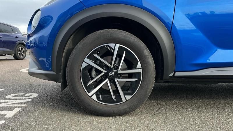 Used Nissan Juke N-Connecta 114 HP (83 kW) 2024 Blue SUV