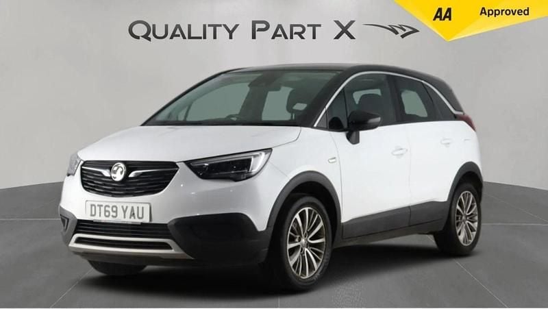 Used Vauxhall Crossland X SRi 110 HP (80 kW) 2020 White SUV