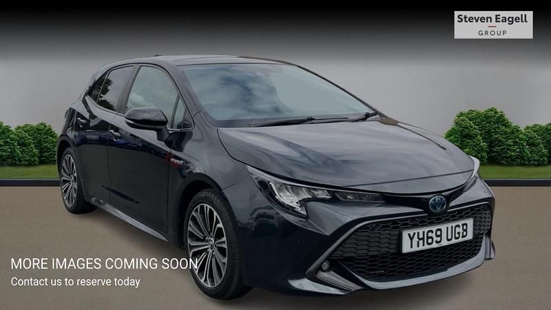 Black Used 2020 Toyota Corolla Design Hatchback | £14,495 (Good price) - Image 1/4