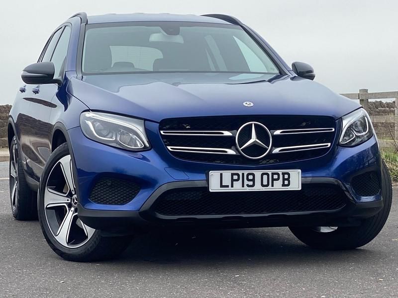 Used Mercedes GLC220 Urban 2019 Brilliant blue Estate