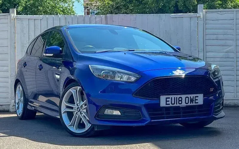 Used Ford Focus ST 185 HP (136 kW) 2017 Hatchback