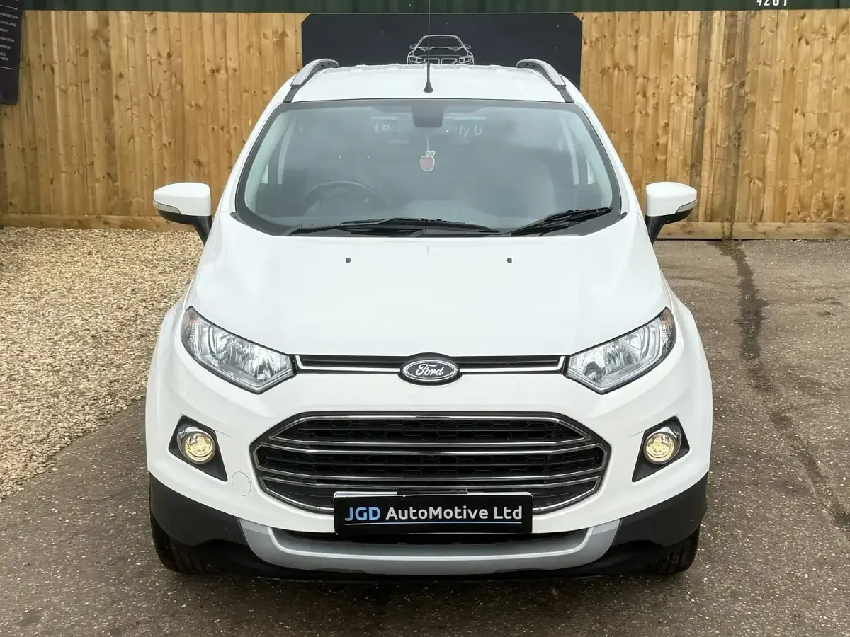 Used Ford Ecosport Titanium 2015 White SUV