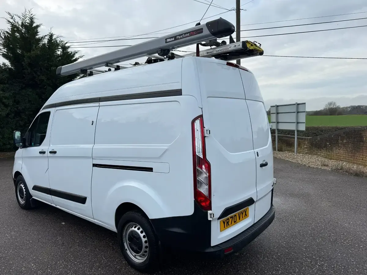Used Ford Transit Custom S 105 HP (77 kW) 2020 White Van