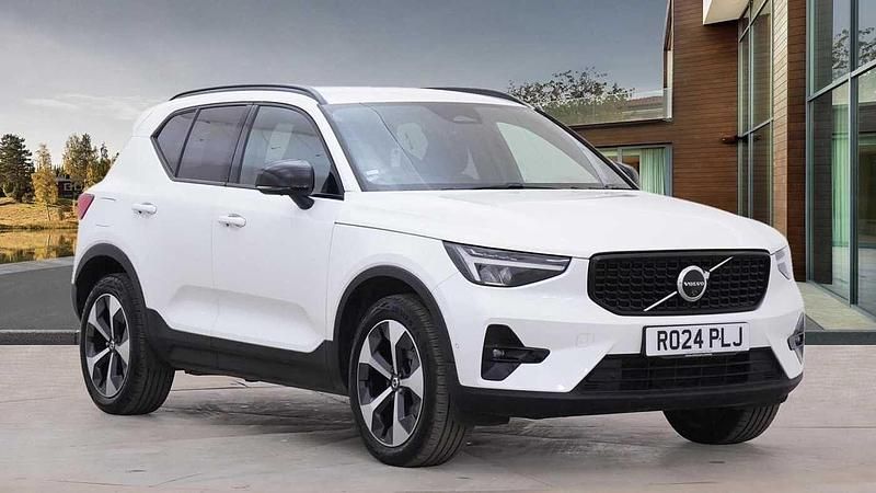 Used Volvo XC40 Plus 2024 White SUV