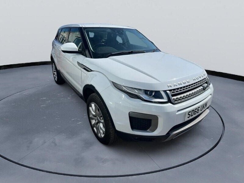 White Used 2016 Land Rover Range Rover evoque SE Estate | £7,494 (Fair price) - Image 1/4