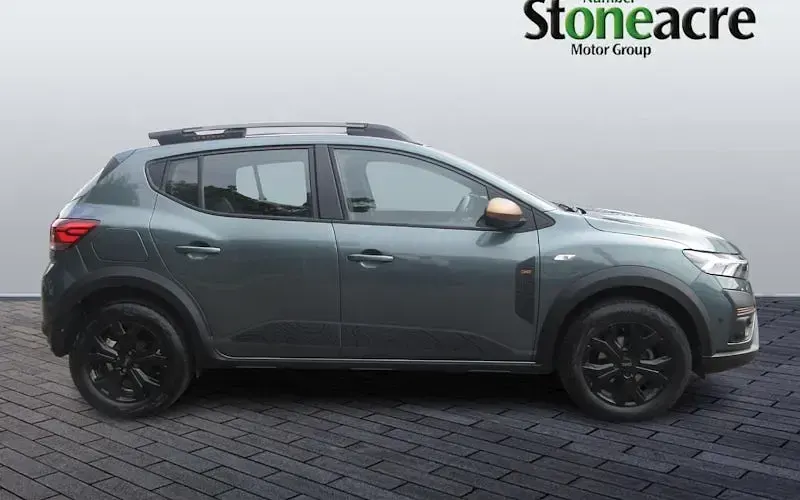 Used Dacia Sandero Extreme 91 HP (66 kW) 2024 Green Hatchback