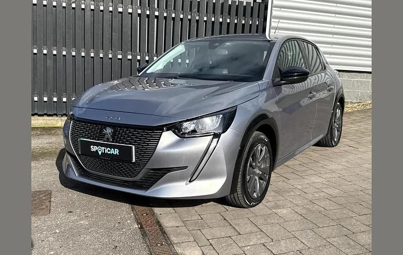 Used Peugeot e-208 Allure Premium 100 kW (136 HP) 2022 Grey Hatchback