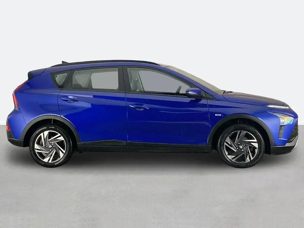 Begagnad Hyundai Bayon SE 100 HK (73 kW) 2023 Blå SUV