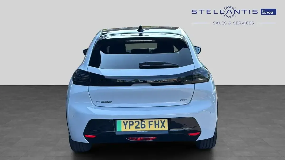 New Peugeot e-208 Premium 113 kW (154 HP) 2026 White Hatchback