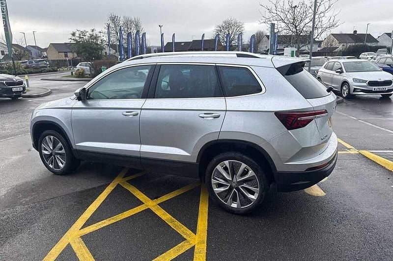 New Skoda Karoq SE L 110 HP (80 kW) 2025 Brilliant silver metallic SUV