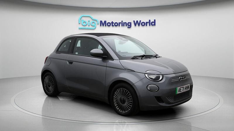 Used 2021 Fiat 500e Icon | £13,300 (Fair price) - Image 1/4