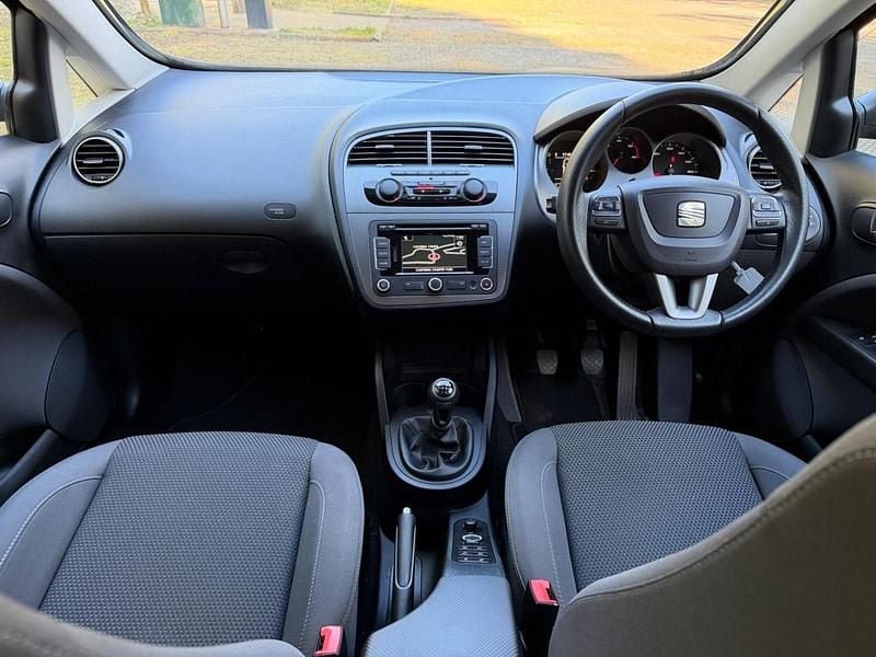 Begagnad Seat Altea Ecomotive 2014 Svart Minibuss