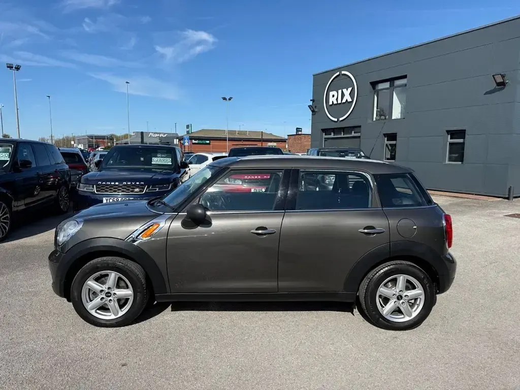 Usado Mini One Countryman 98 CV (72 kW) 2012 Gris SUV