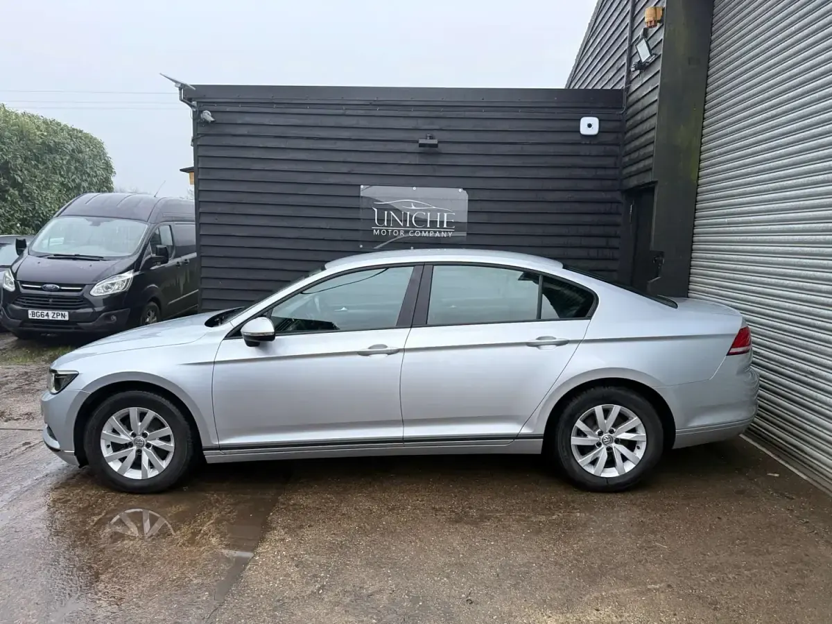 Usado VW Passat S 150 HP (110 kW) 2019 Prateado Sedan