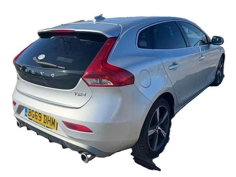 Used Volvo V40 R-Design 122 HP (89 kW) 2019 Silver Hatchback