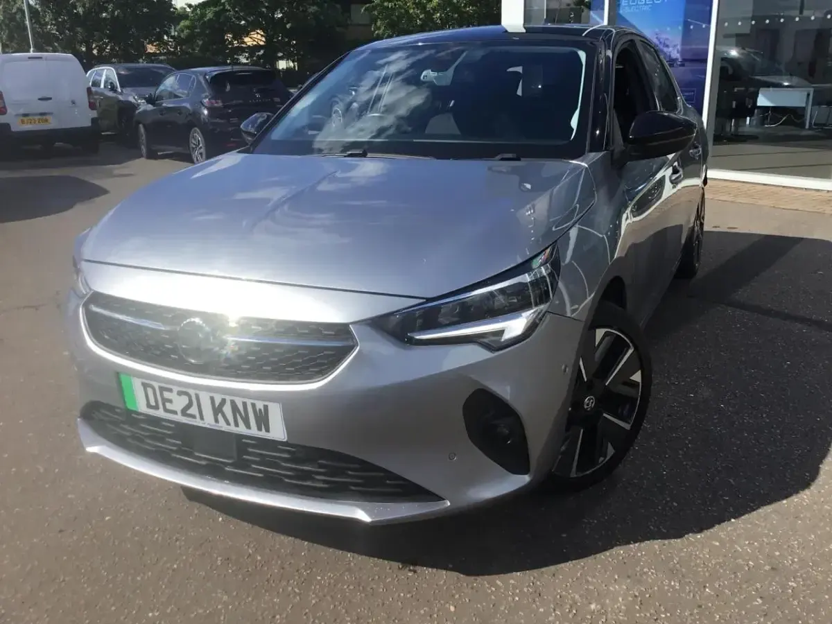 Used Vauxhall Corsa-e Elite 98 kW (134 HP) 2021 Grey Hatchback