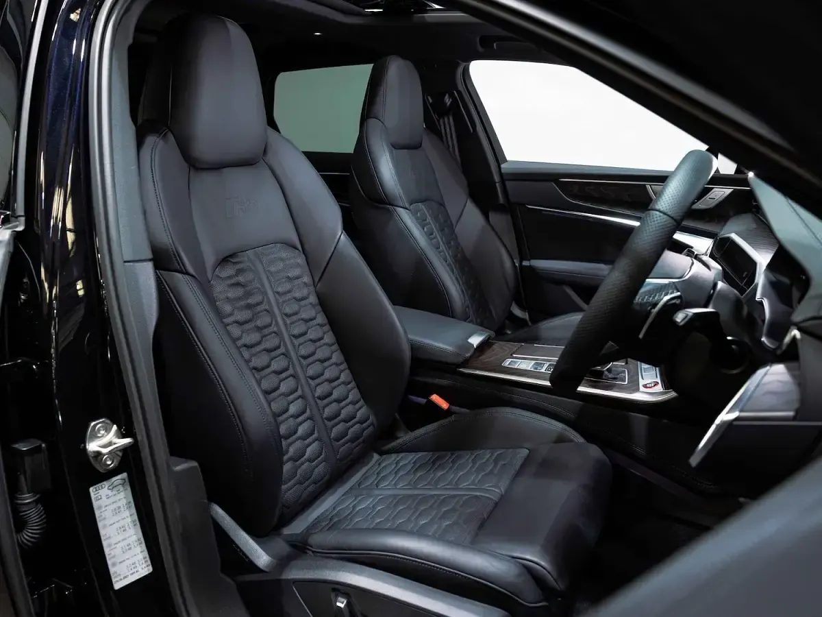 Used Audi RS6 Advanced 600 HP (441 kW) 2023 Black Estate