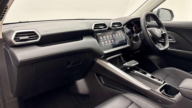 Used MG ZS Trophy 2025 Silver SUV