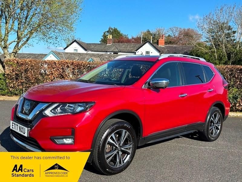 Used Nissan X-Trail N-Connecta 130 HP (95 kW) 2017 Blush red metallic SUV