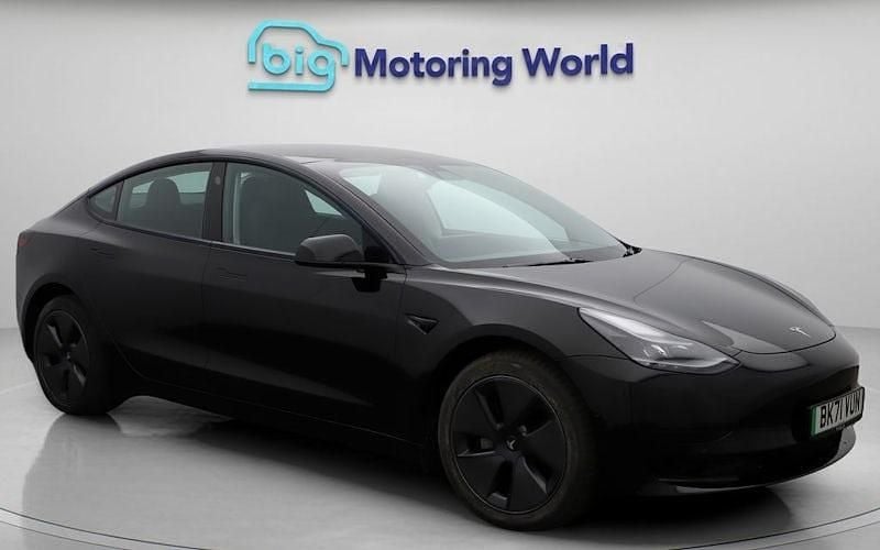 Used 2021 Tesla Model 3 Standard Range Sedan | £15,300 (Fair price) - Image 1/4