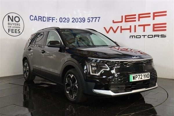 Black Used 2022 Kia Niro Play SUV | £18,488 (Fair price) - Image 1/4