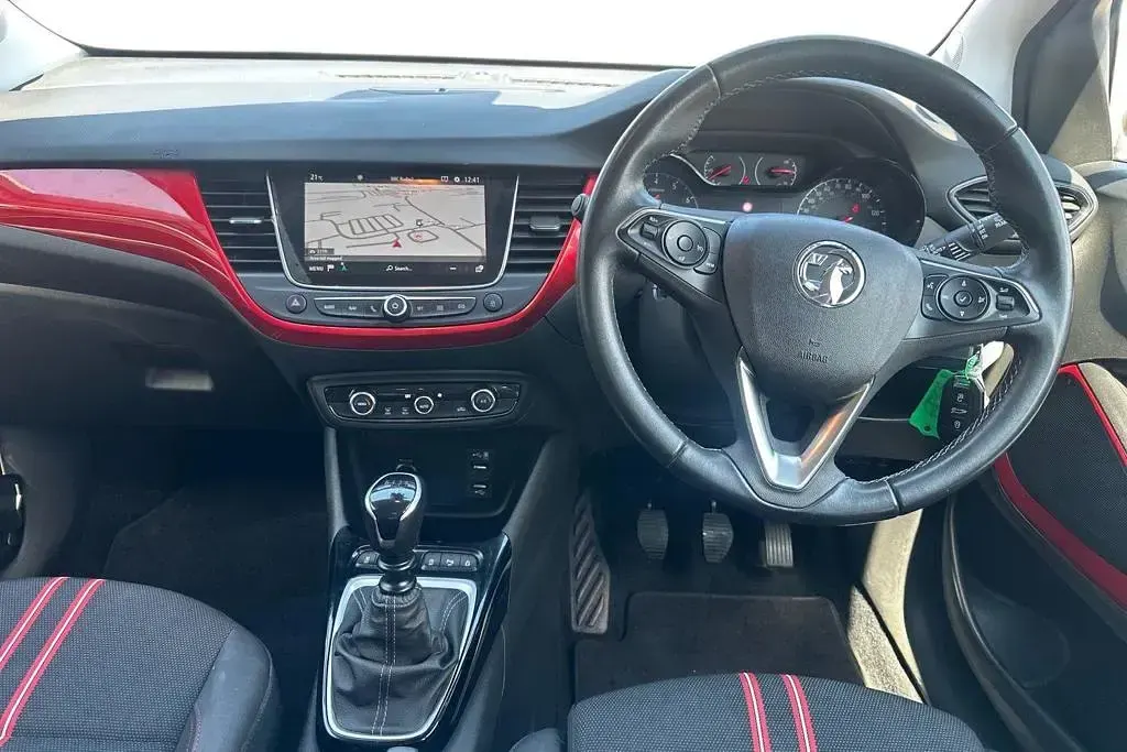 Used Vauxhall Crossland GS Line 110 HP (80 kW) 2022 Blue SUV