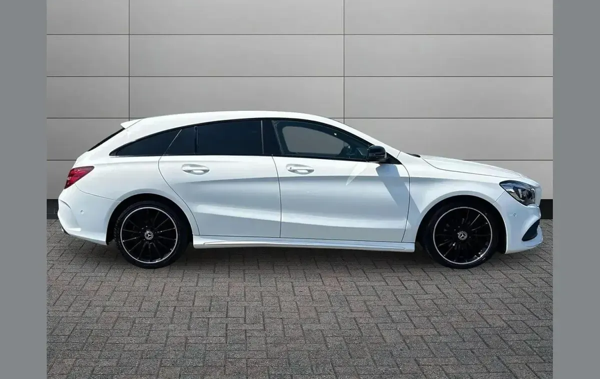 Used Mercedes CLA200 AMG line 154 HP (113 kW) 2019 White Coupe